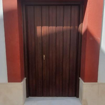 Puerta Calle1